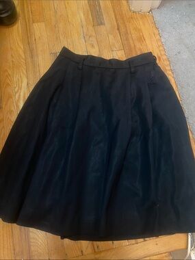 Anne Klein Classic Black Pleated Women's Skirt size 4